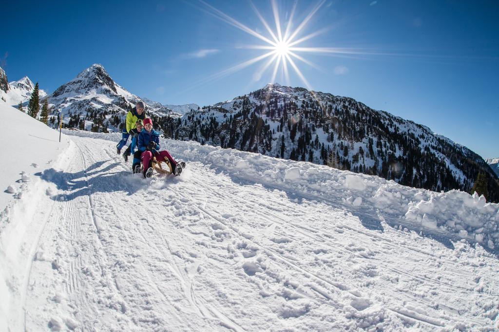 Hotel Bad Salomonsbrunn Anterselva di Mezzo Kültér fotó