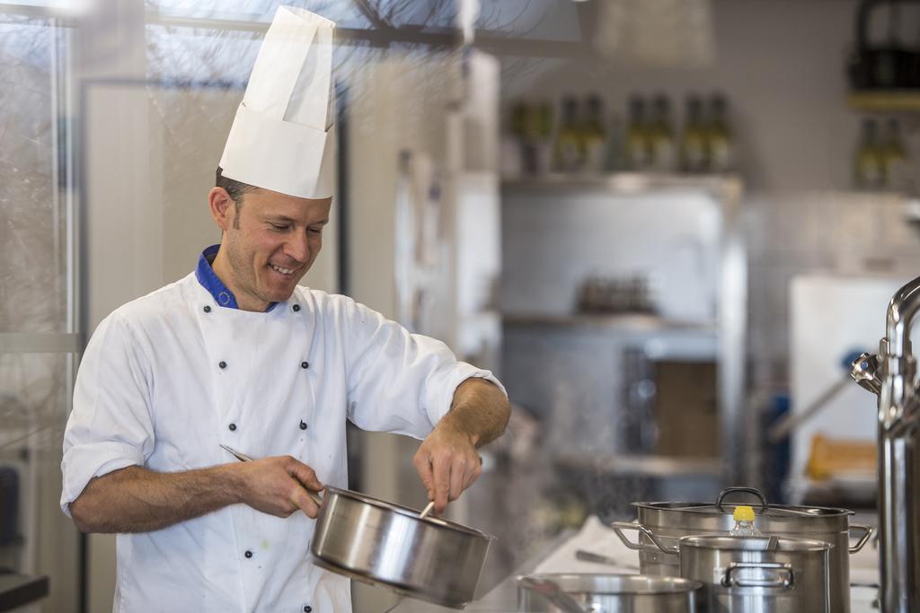 Hotel Bad Salomonsbrunn Anterselva di Mezzo Kültér fotó